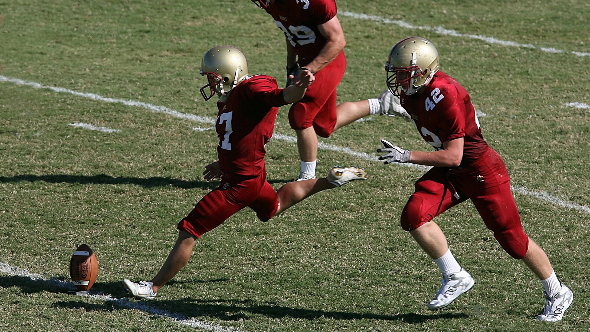 开云体育官网登入-水球防守体系努力突破复杂对抗,水球战术 第2张 开云体育官网登入-水球防守体系努力突破复杂对抗,水球战术 第2张