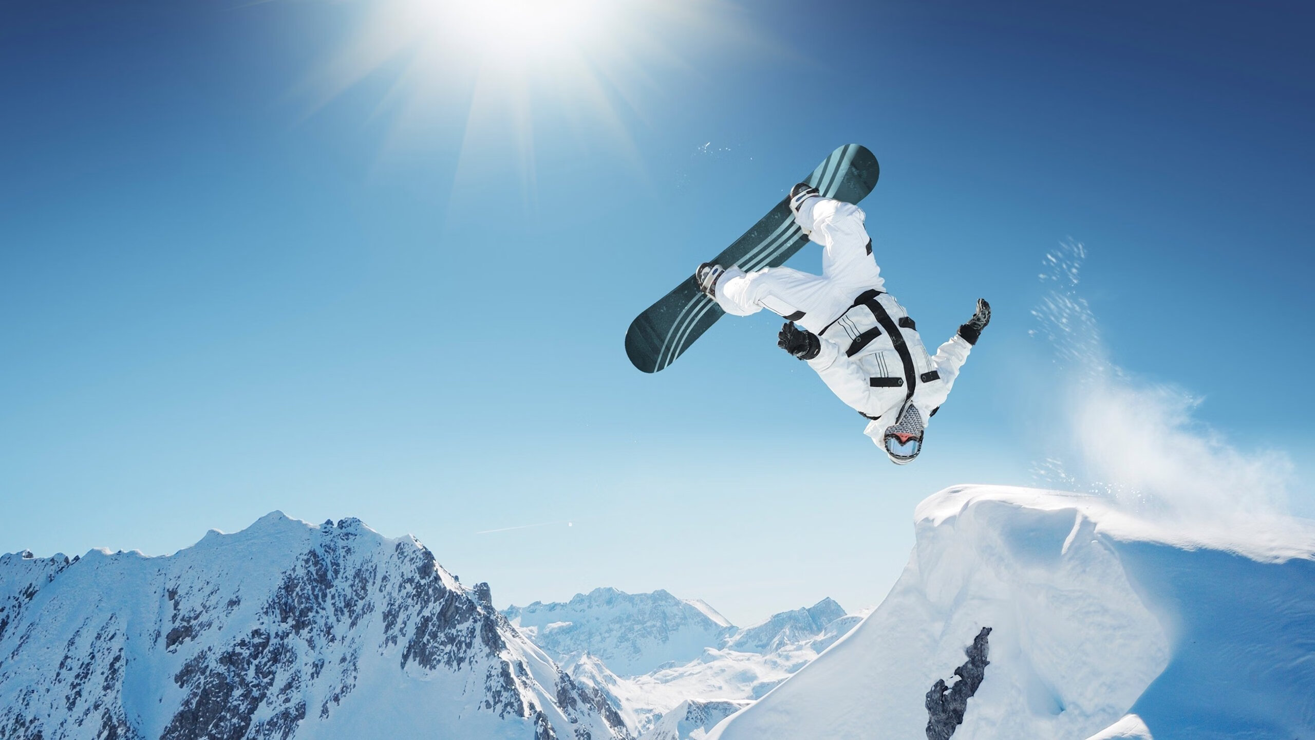 开云体育登陆入口-拉文称提升抗压能力是未来重点,拉文的弹跳力已经超越乔丹了吗