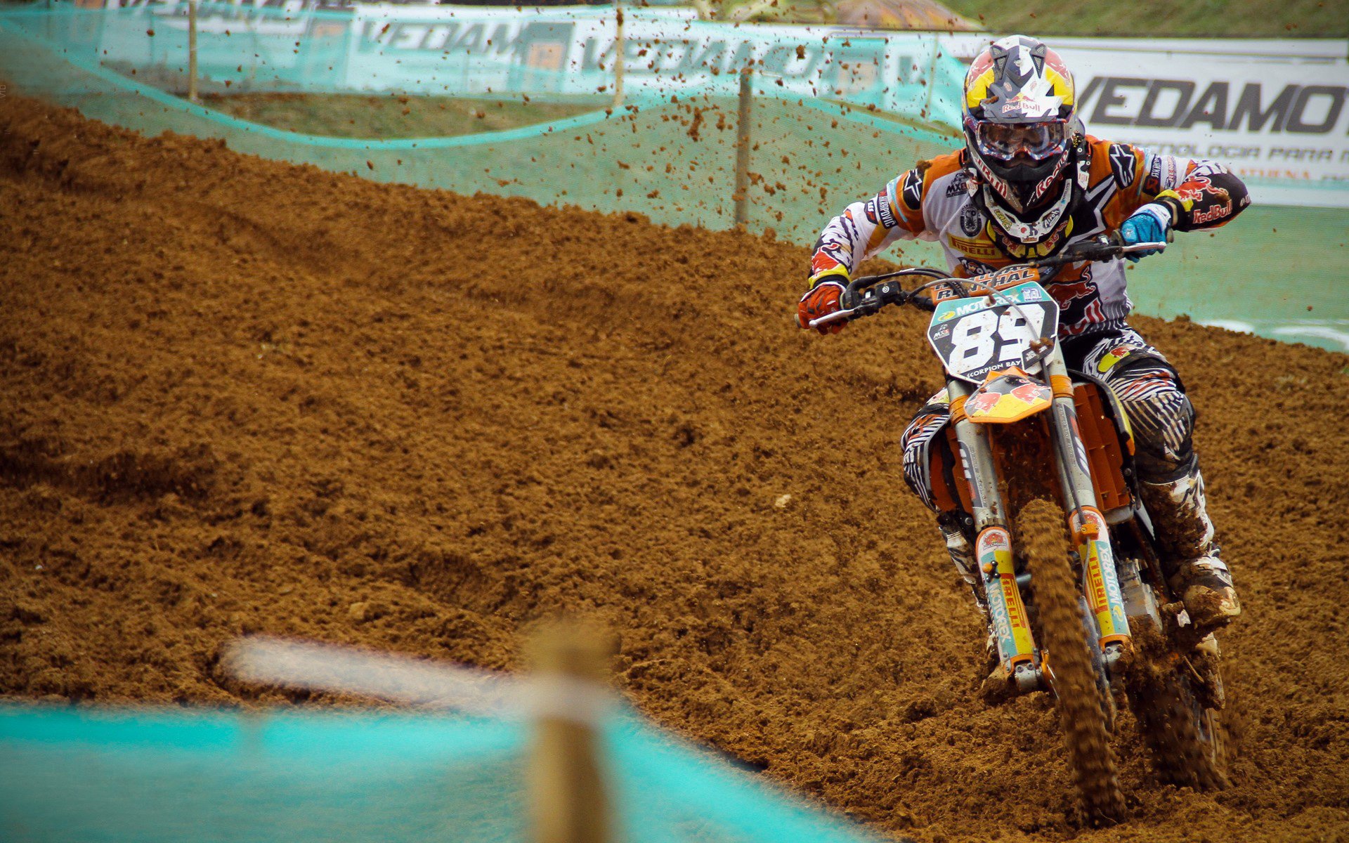 开云全站下载-魔术替补席稳定发挥增强整体阵容厚度，魔术队友